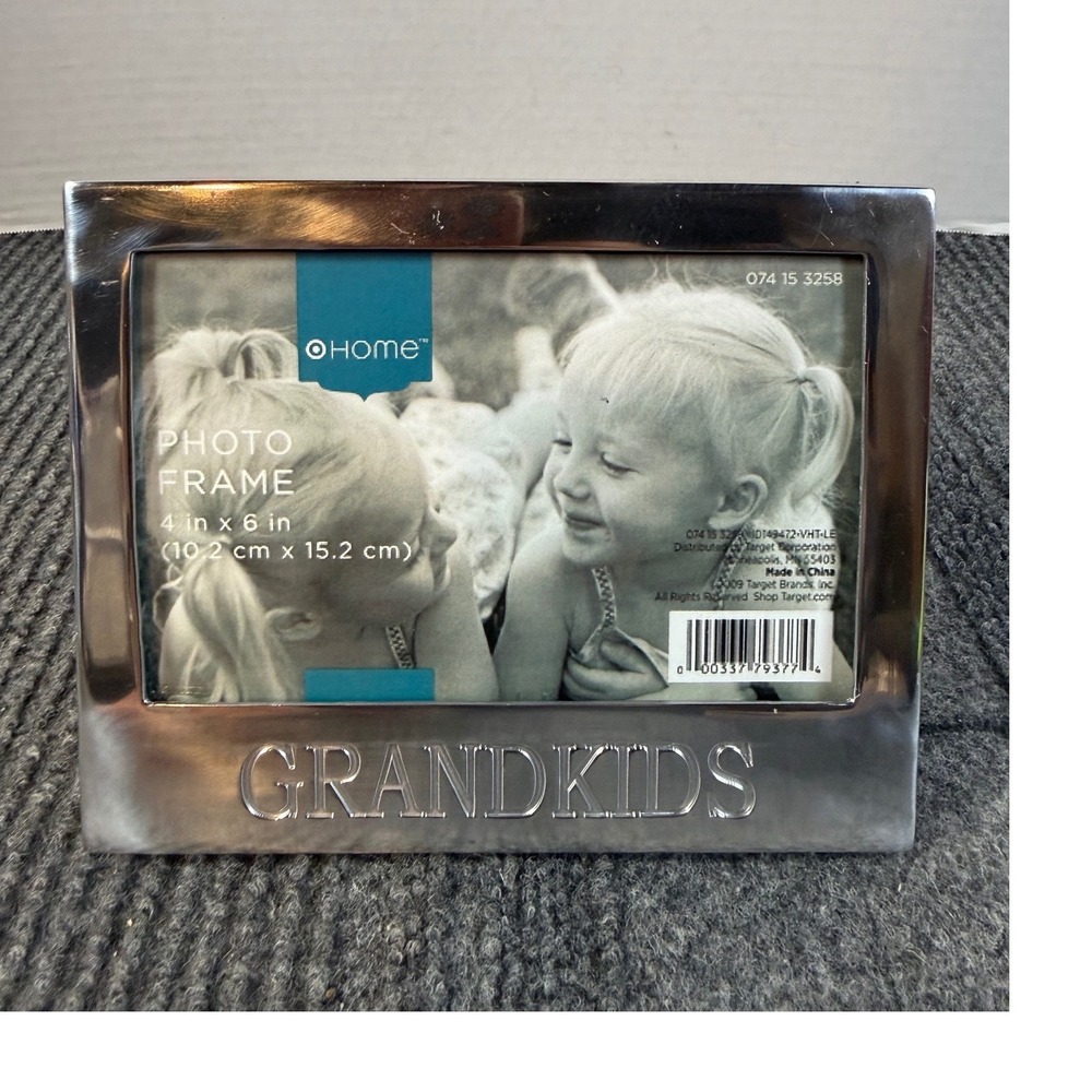 Target Home Grandkids Silver Metal Photo Frame 4x6 Horizontal Tabletop